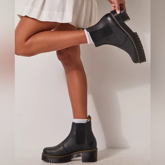 Dr. Martens Shoes - Dr marten Rometty platform Chelsea boots